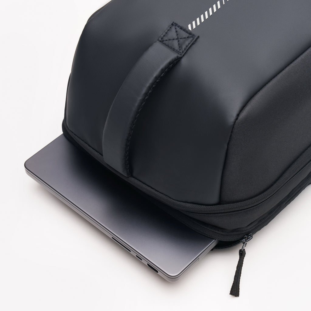 Intoku Backpack Black 23L
