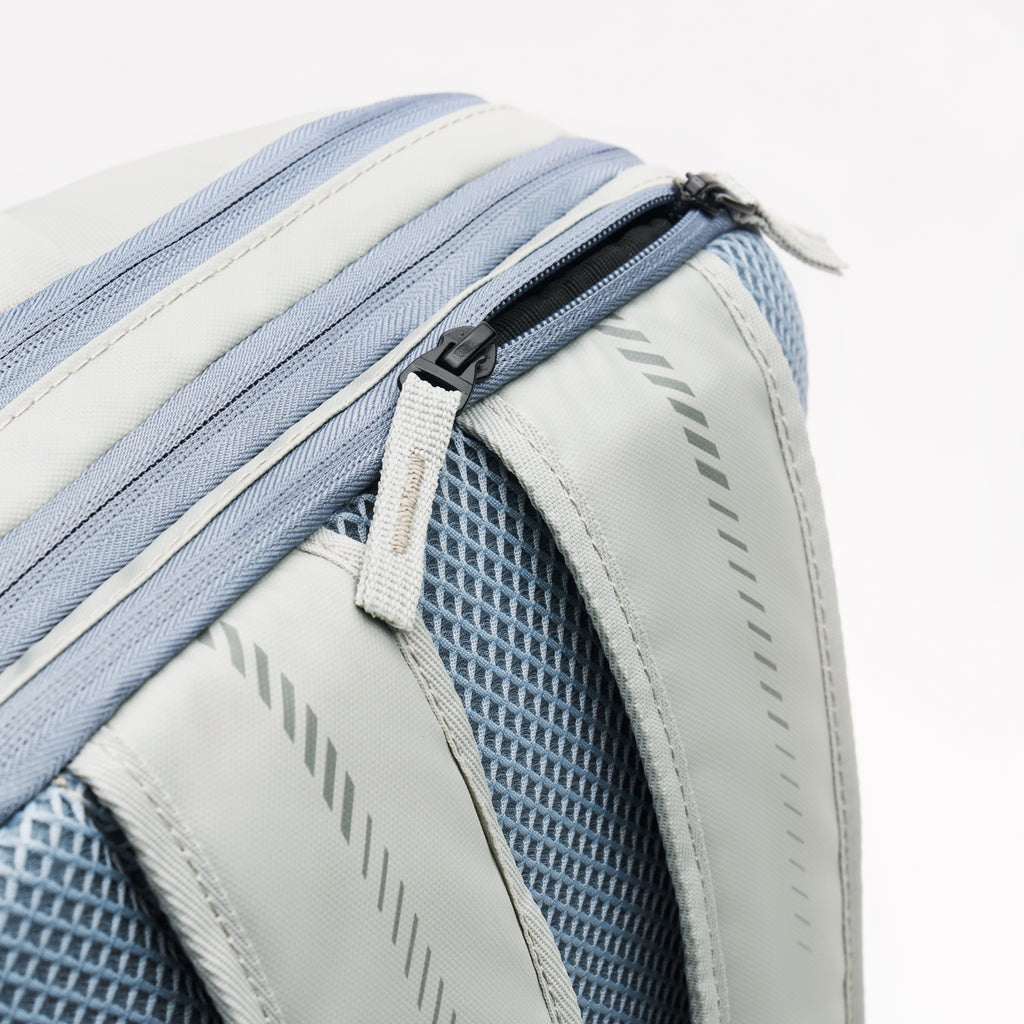Intoku Backpack Grey Exp. 29L