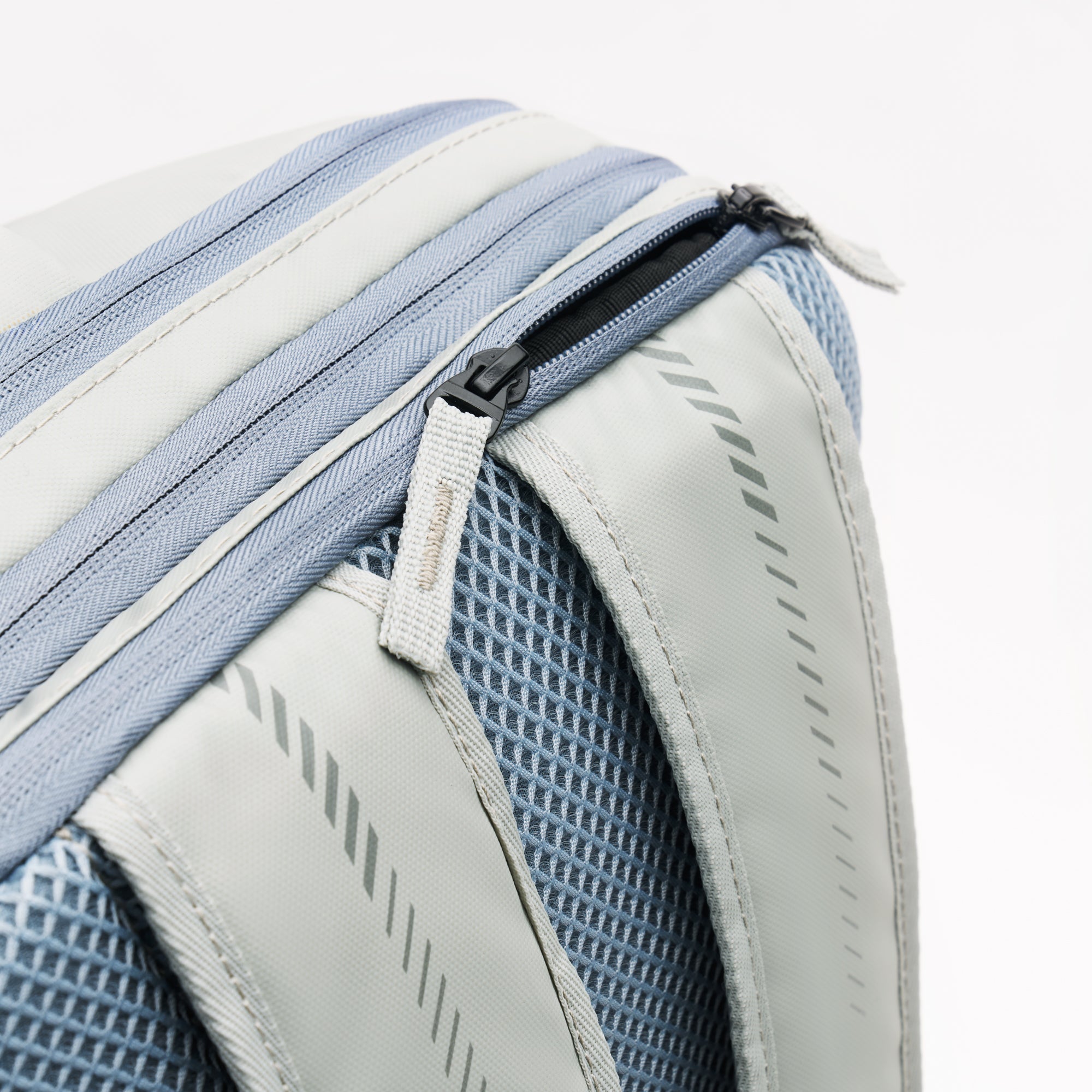 Intoku Backpack Grey Exp. 29L